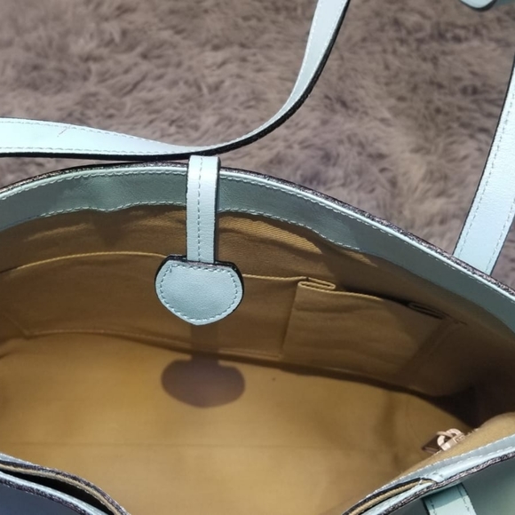 Purse - Picture 4 of 4